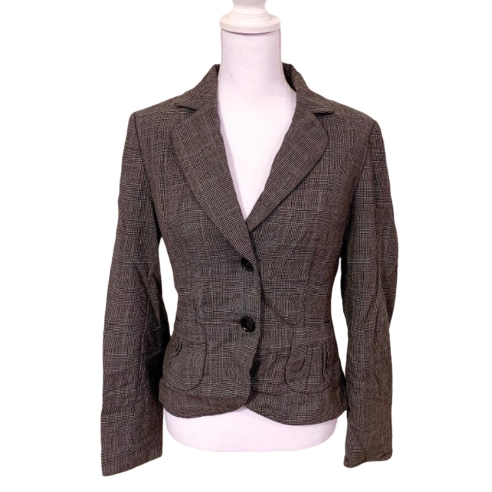 $5 CLEAROUT SALE!  Ann Taylor Blazer